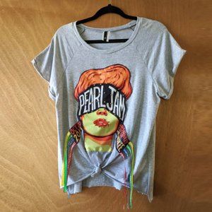 New Pearl Jam Graphic Tee $20 (Size L)